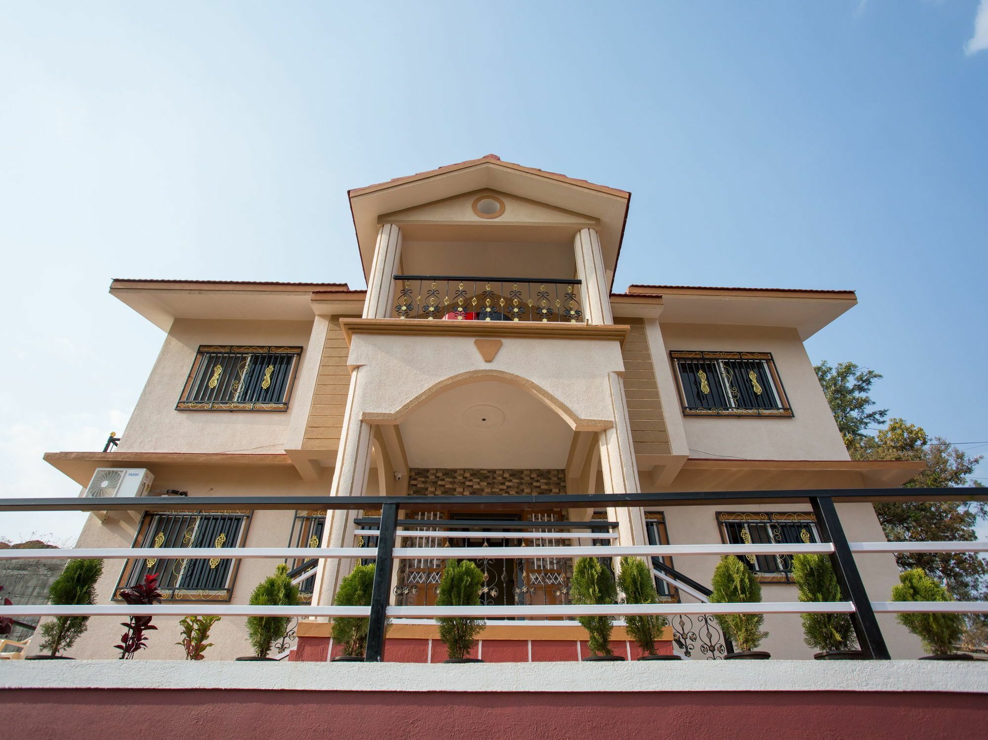 Shivanya Palace Mahābaleshwar Extérieur photo