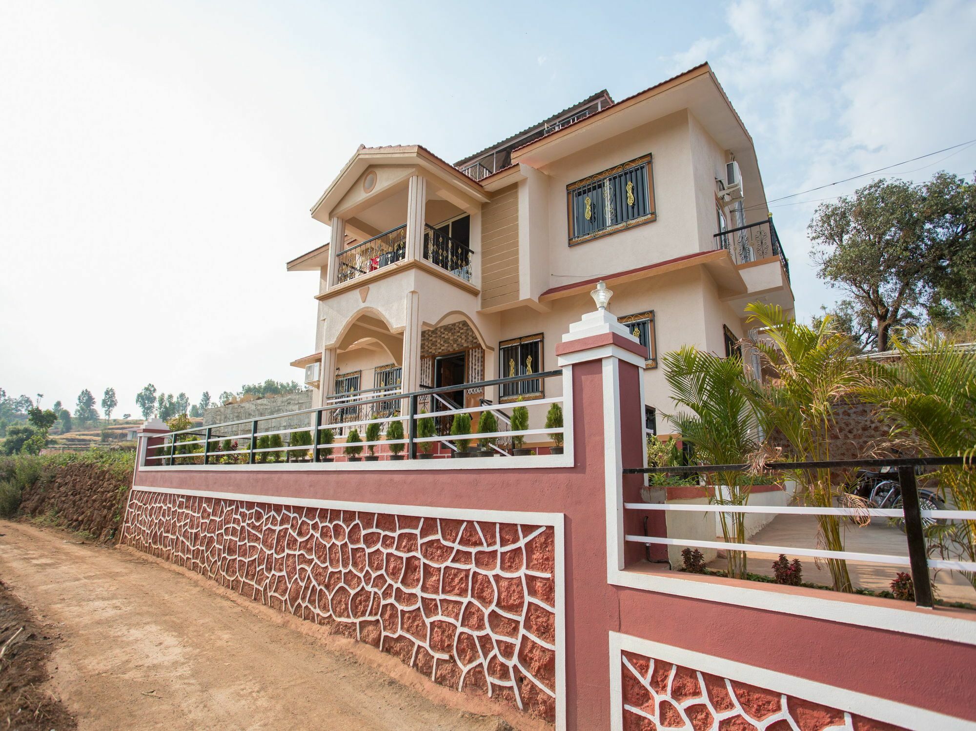 Shivanya Palace Mahābaleshwar Extérieur photo